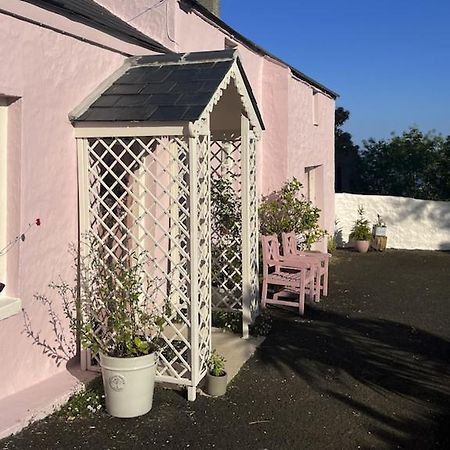 The Pink Cottage Upstairs Suite & Garden Summer Room Whitehead Exteriér fotografie