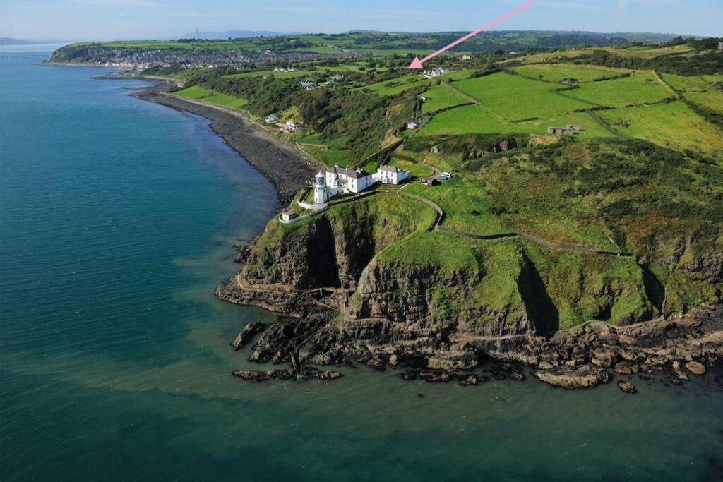 The Pink Cottage Upstairs Suite & Garden Summer Room Whitehead Exteriér fotografie