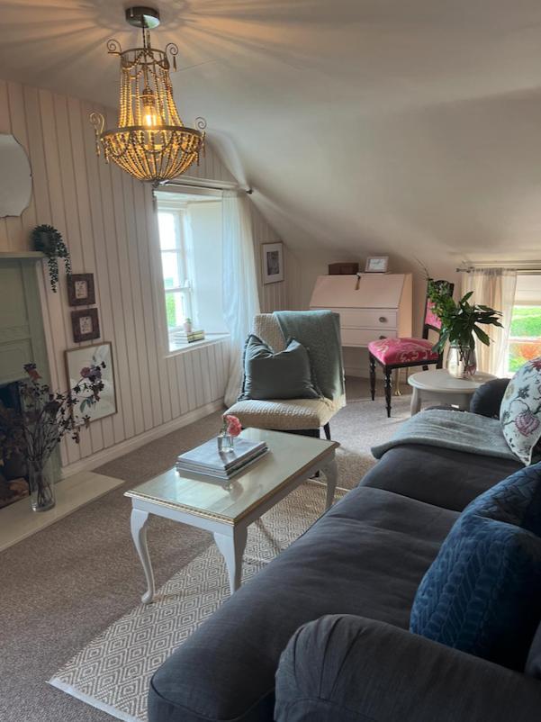 The Pink Cottage Upstairs Suite & Garden Summer Room Whitehead Exteriér fotografie